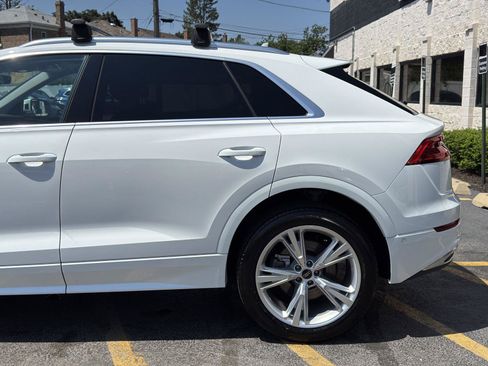 Used 2023 Audi Q8 Premium w/ Convenience Package AWD/4WD image 7