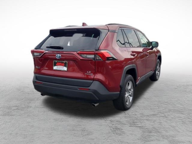 Certified 2024 Toyota RAV4 LE AWD/4WD image 7