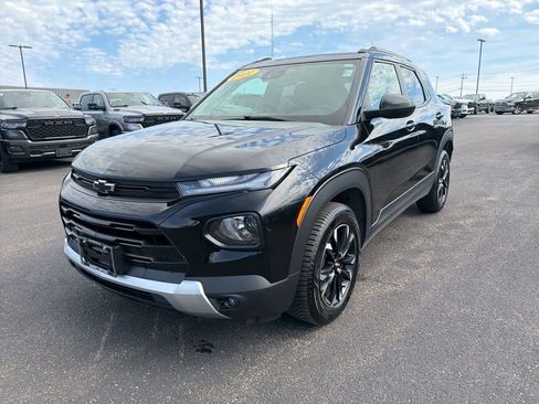 Used 2021 Chevrolet TrailBlazer LT w/ Convenience Package image 7