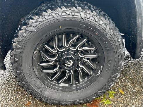 Used 2021 Chevrolet Silverado 2500 LT w/ Fleet Comfort Package image 9