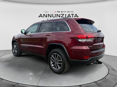 Used 2020 Jeep Grand Cherokee Laredo w/ Quick Order Package 2BN North AWD/4WD image 3