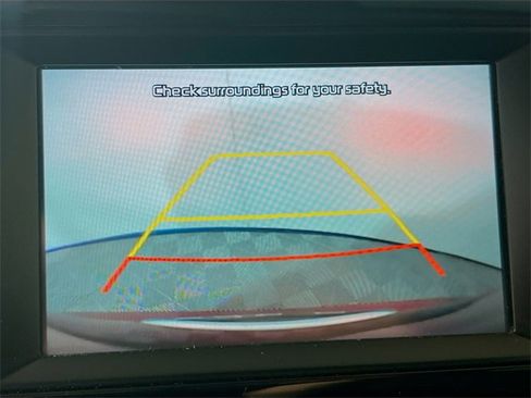 Used 2018 Kia Niro LX image 13