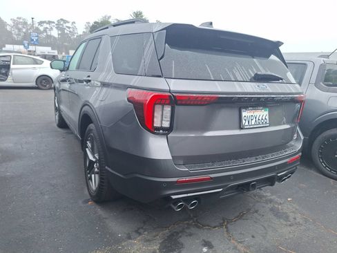 Used 2026 Ford Explorer ST AWD/4WD image 5