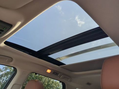 Certified 2023 Nissan Pathfinder Platinum w/ Cargo Package image 19