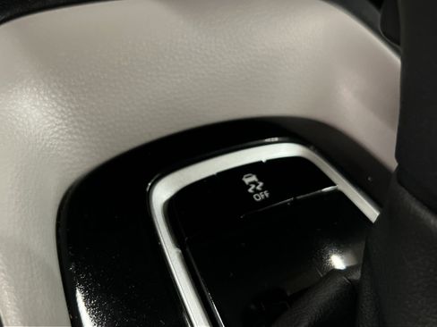 Used 2024 Toyota Corolla LE image 29