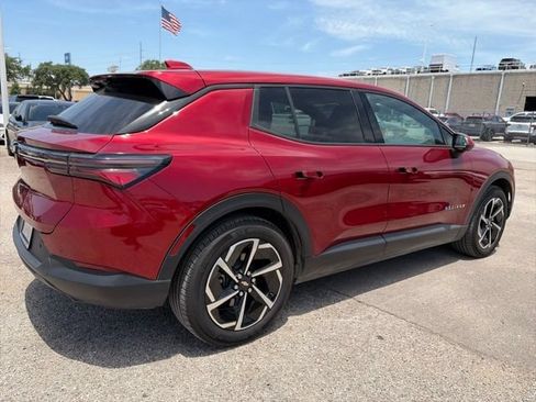 Used 2025 Chevrolet Equinox EV LT w/ Comfort Package FWD image 3