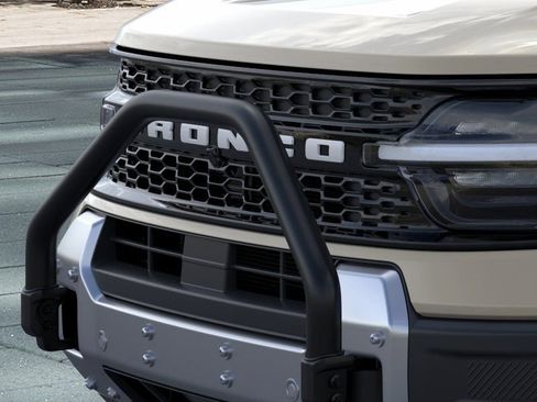 New 2025 Ford Bronco Sport Outer Banks w/ Sasquatch Outer Banks Package image 17
