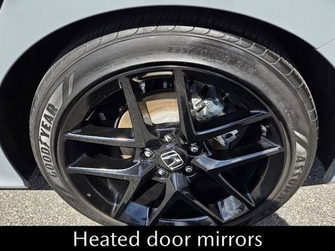 Used 2025 Honda Civic Sport image 22