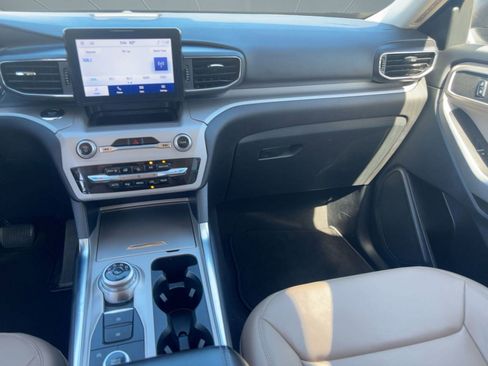 Used 2023 Ford Explorer XLT w/ Equipment Group 202A image 26