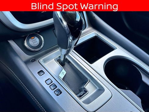 Used 2020 Nissan Murano SL w/ Moonroof Package image 15