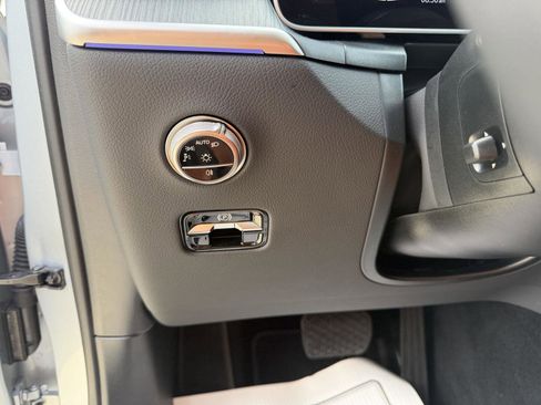 Certified 2026 Mercedes-Benz GLC 300 image 6