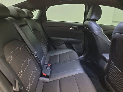 Used 2021 Kia Forte GT-Line w/ GT-Line Premium Package FWD image 19