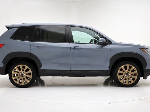 Used 2022 Honda Passport EX-L image 3