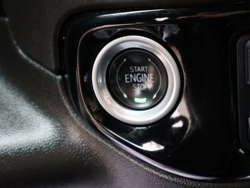 Used 2024 GMC Sierra 1500 SLT w/ SLT Premium Plus Package image 37