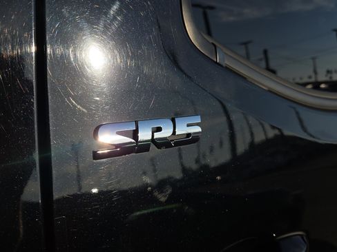 Certified 2022 Toyota Tacoma SR5 image 6