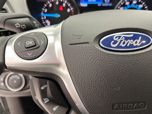 Used 2016 Ford Escape SE w/ Equipment Group 201A AWD/4WD image 18