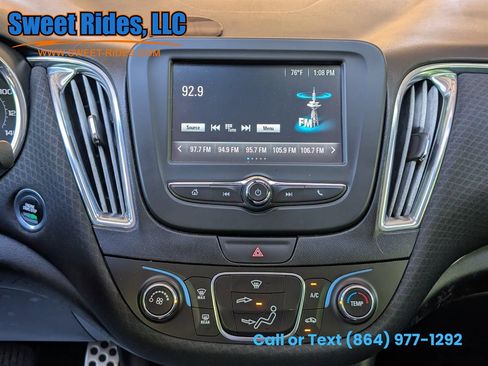 Used 2017 Chevrolet Malibu LT image 15