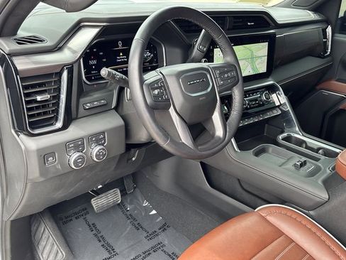 Used 2025 GMC Sierra 2500 Denali Ultimate AWD/4WD image 21