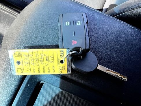 Used 2019 Chevrolet Tahoe LT image 30