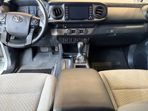 Used 2021 Toyota Tacoma SR RWD image 17