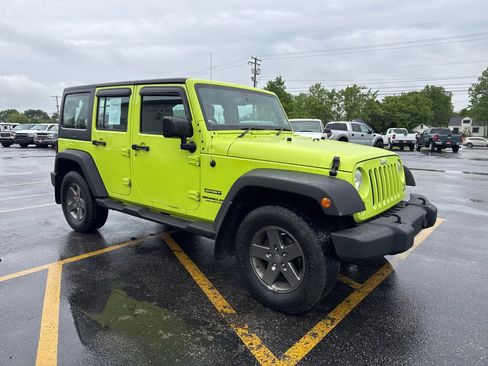Used 2016 Jeep Wrangler Unlimited Sport AWD/4WD image 4