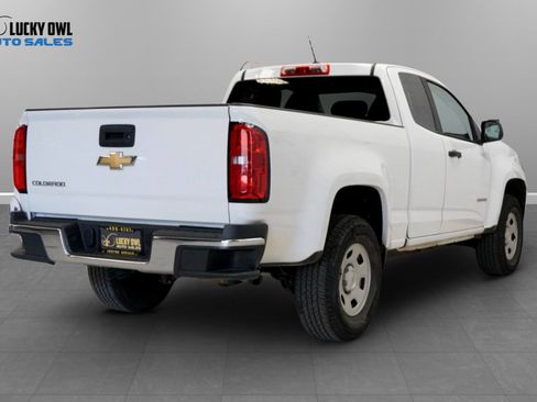 Used 2018 Chevrolet Colorado W/T w/ WT Convenience Package RWD image 4