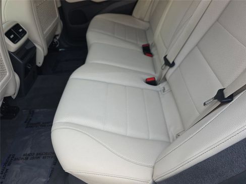 Used 2020 Mercedes-Benz GLE 350 4MATIC image 13