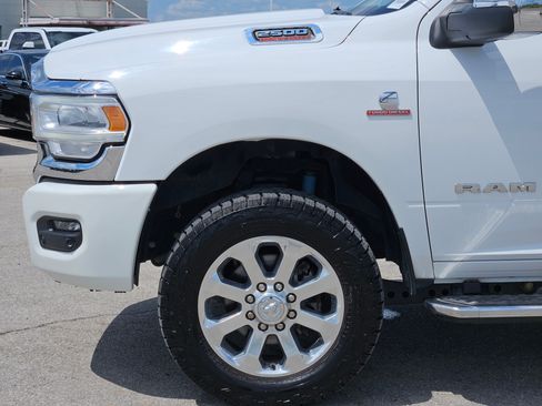 Used 2023 RAM 2500 Laramie AWD/4WD image 9