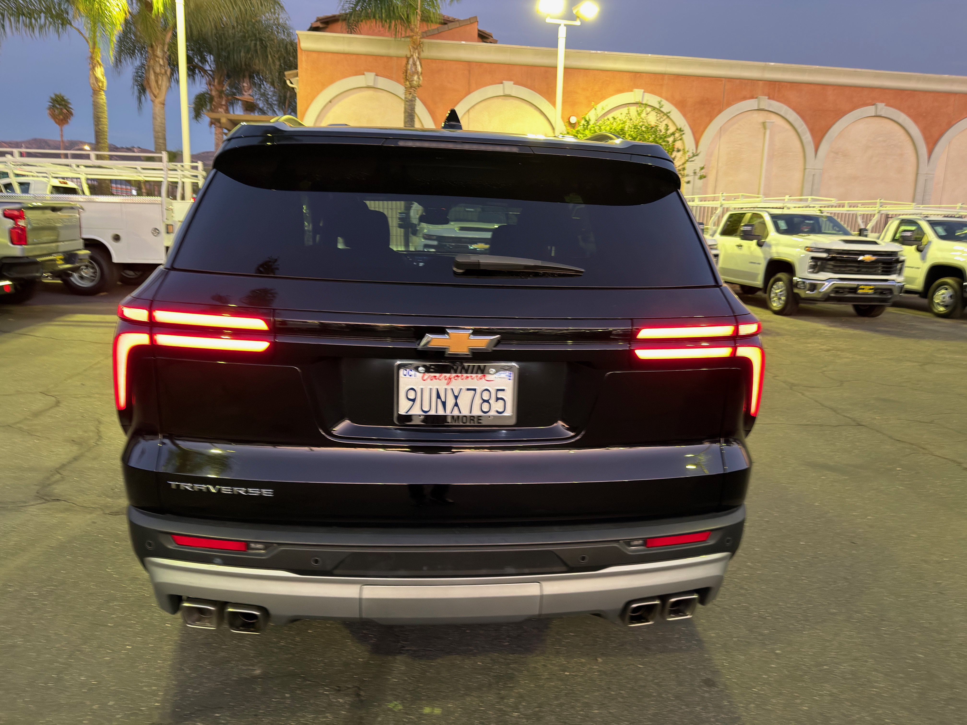 Used 2026 Chevrolet Traverse LT FWD image 7
