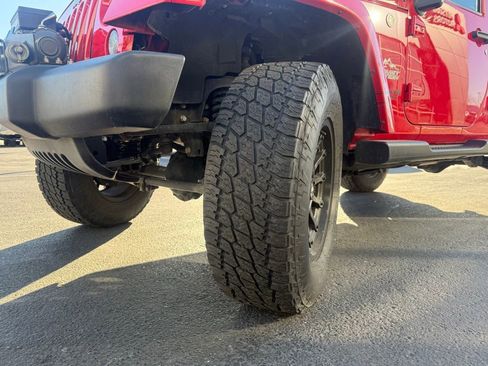 Used 2015 Jeep Wrangler Unlimited Sahara w/ Max Tow Package image 31