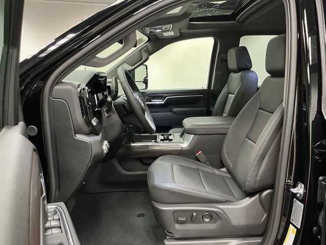 New 2026 GMC Sierra 2500 SLT w/ SLT Premium Package AWD/4WD image 8
