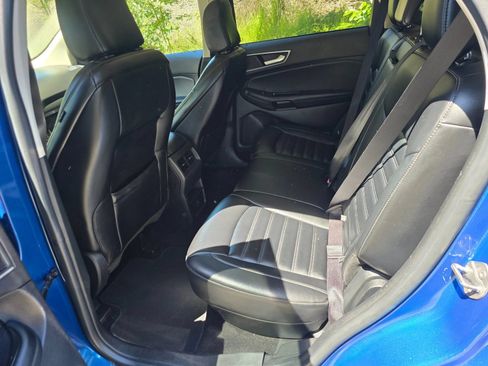Used 2020 Ford Edge SEL FWD image 17