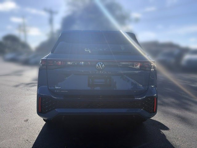 New 2026 Volkswagen Tiguan SEL R-Line AWD/4WD image 6