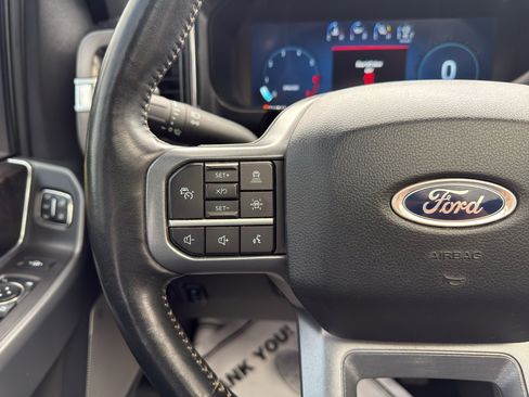 Certified 2024 Ford F250 Lariat w/ Lariat Ultimate Package AWD/4WD image 24