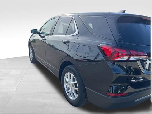 Certified 2023 Chevrolet Equinox LT FWD image 9
