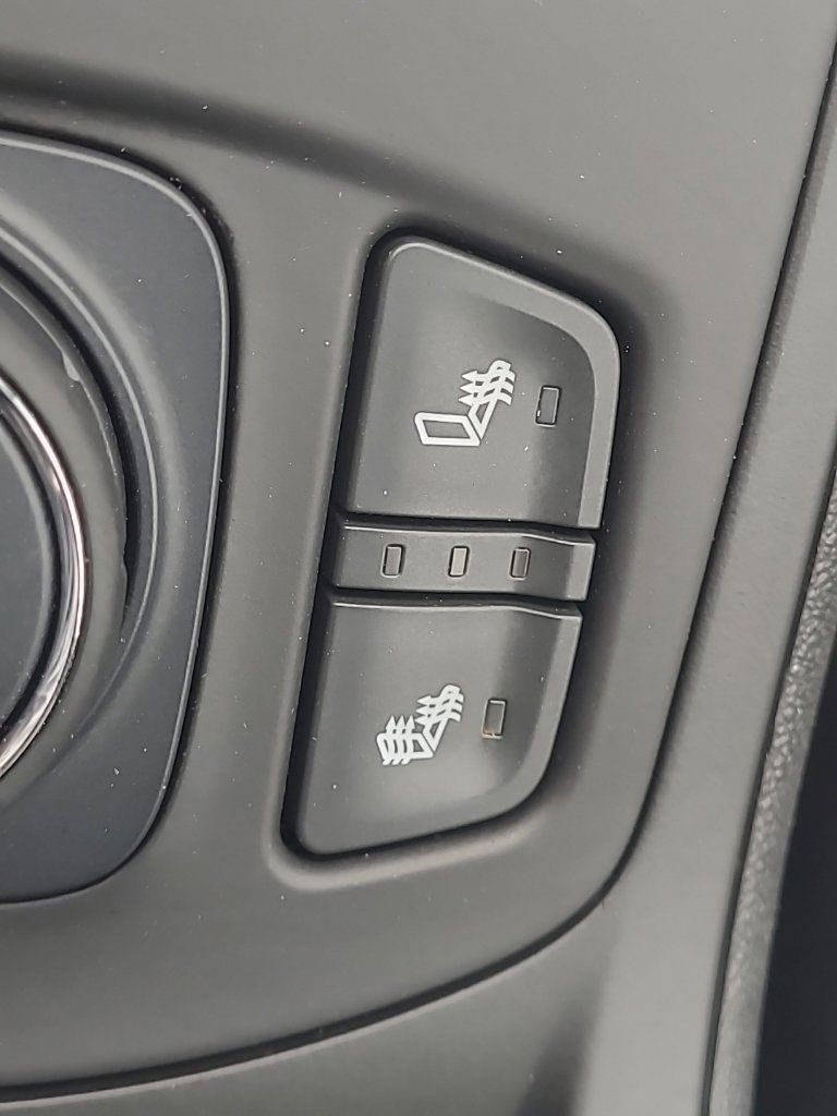 Used 2020 GMC Terrain SLT AWD/4WD image 24