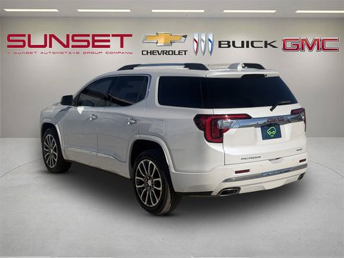 Certified 2021 GMC Acadia Denali w/ Denali Ultimate Package AWD/4WD image 5