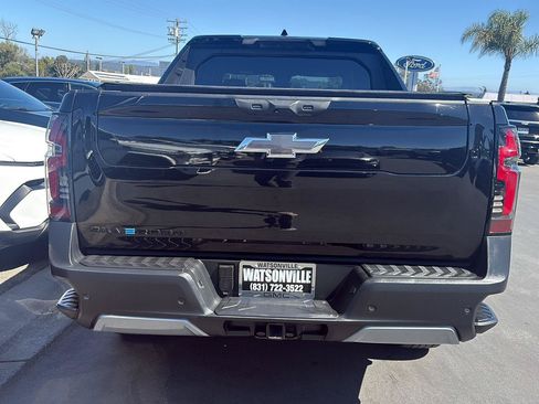 Used 2026 Chevrolet Silverado EV Trail Boss AWD/4WD image 4