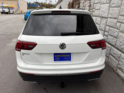 Used 2021 Volkswagen Tiguan SE image 5
