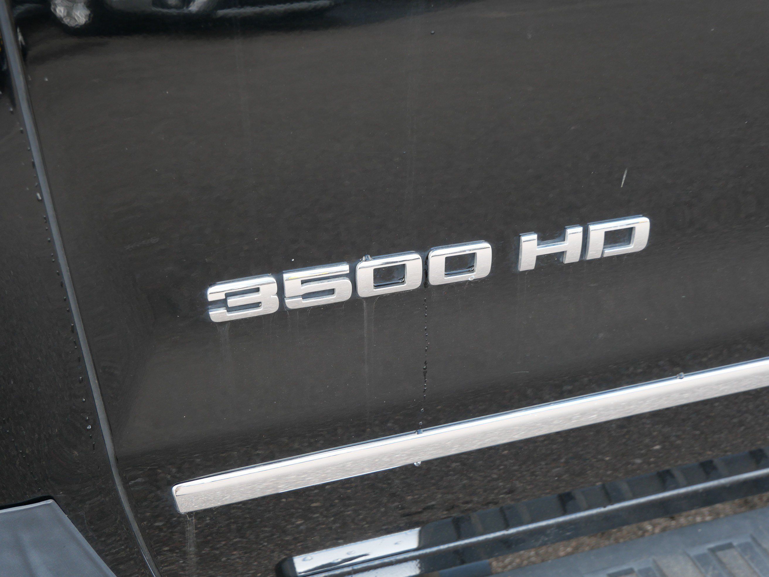 Used 2019 Chevrolet Silverado 3500 LTZ w/ LTZ Plus Package AWD/4WD image 18