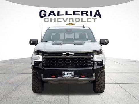 New 2026 Chevrolet Silverado 1500 ZR2 image 3