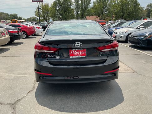 Used 2018 Hyundai Elantra SE FWD image 8