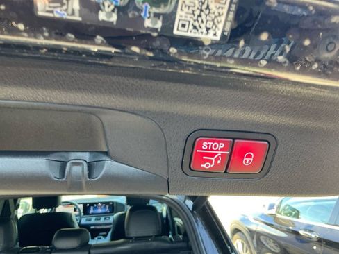 Used 2024 Mercedes-Benz GLE 450e 4MATIC image 10