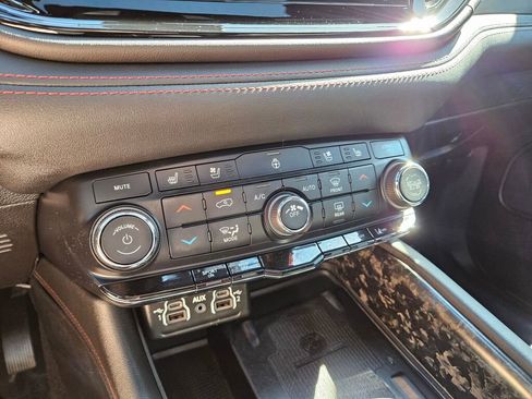 Used 2024 Dodge Durango R/T AWD/4WD image 30