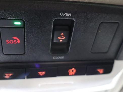 Used 2023 Nissan Altima 2.5 SR w/ SR Premium Package FWD image 34