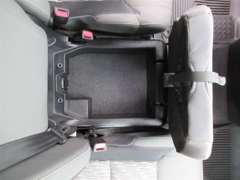 Used 2018 Toyota Tundra SR5 AWD/4WD image 16