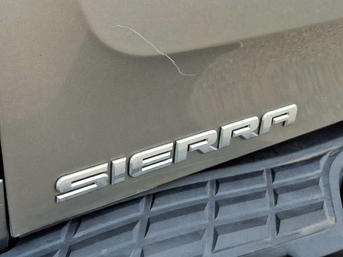 Used 2007 GMC Sierra 1500 W/T AWD/4WD image 30