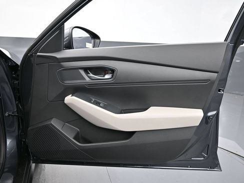 Used 2025 Honda Accord LX image 23