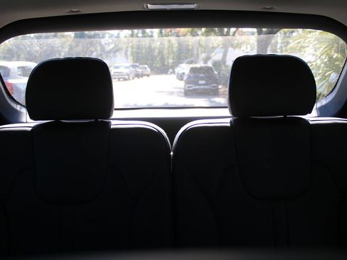 New 2026 Kia Sorento S FWD image 53