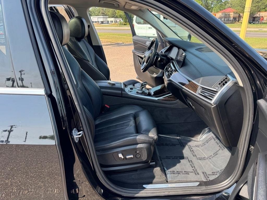 Used 2019 BMW X7 xDrive40i w/ Cold Weather Package AWD/4WD image 30
